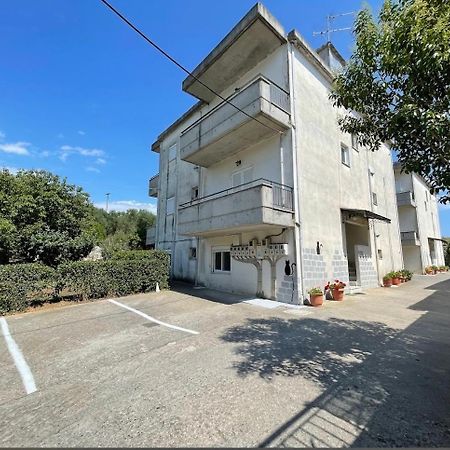 Sofi'S Apartments Kalamata Exterior photo